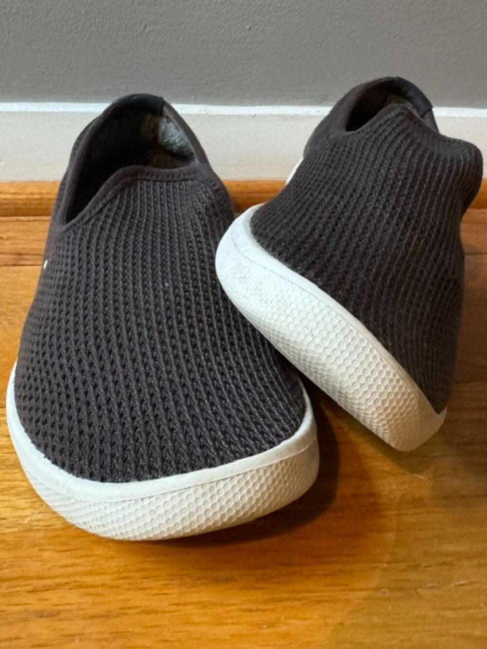 Allbirds Women's Wool Runners Sneakers Size 8 Gray Comfortable Casual EUC